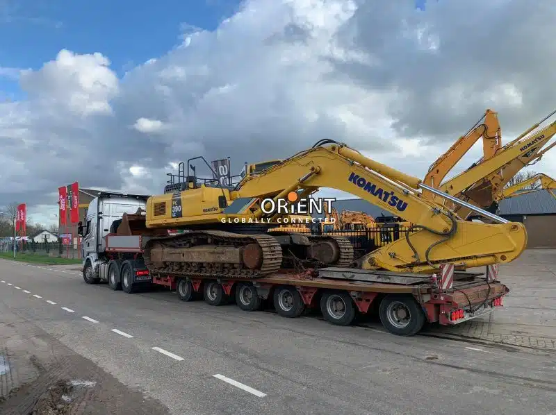 Transport excavator Olanda Romania